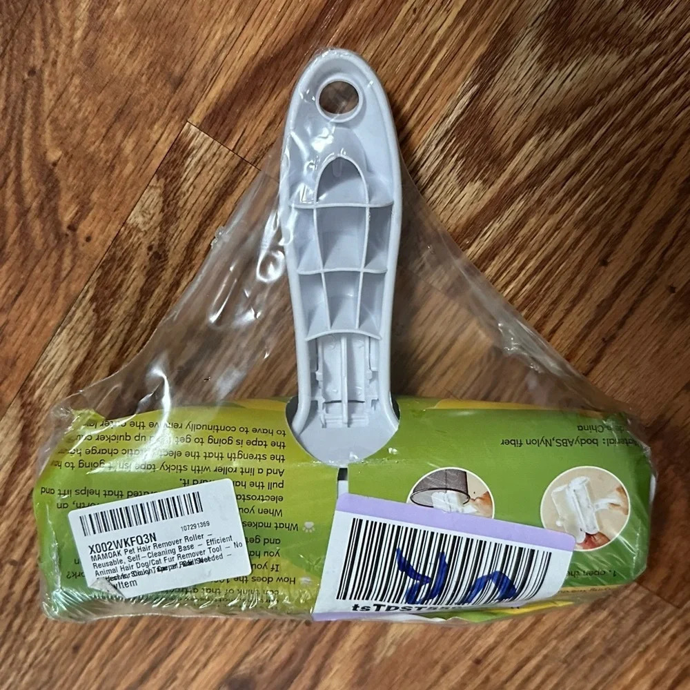 NWT self cleaning pet hair remover - Picture 6 of 6